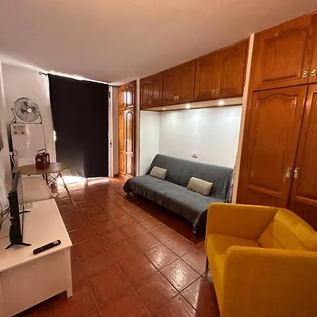 Practical And Cozy In Southern Apartman *