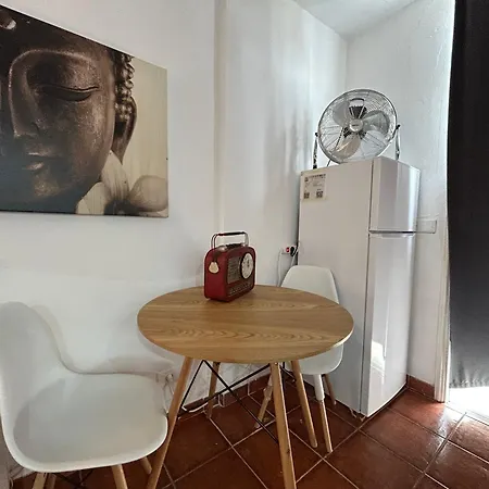 Apartman Practical And Cozy In Southern Arona