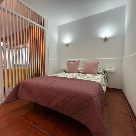 Practical And Cozy In Southern Apartman Arona
